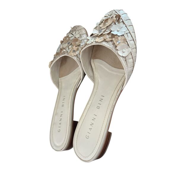 Gianni Bini Beige Leather Nude Floral Slides Size 8 Neutral Sandals - Picture 2 of 6